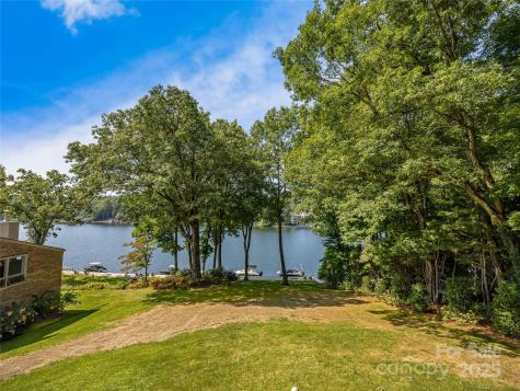 64 Toxaway Shores Drive Lake Toxaway NC 28747