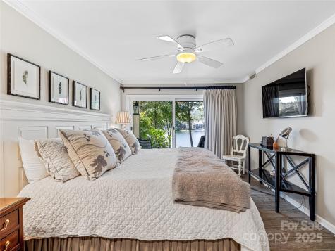 64 Toxaway Shores Drive Lake Toxaway NC 28747