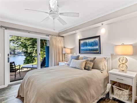 64 Toxaway Shores Drive Lake Toxaway NC 28747