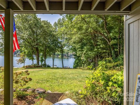 64 Toxaway Shores Drive Lake Toxaway NC 28747