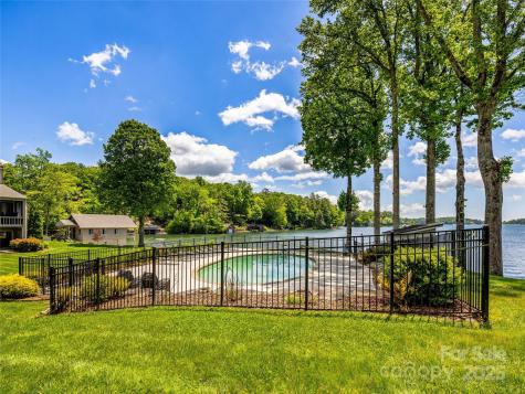 64 Toxaway Shores Drive Lake Toxaway NC 28747