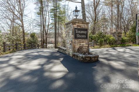 64 Toxaway Shores Drive Lake Toxaway NC 28747