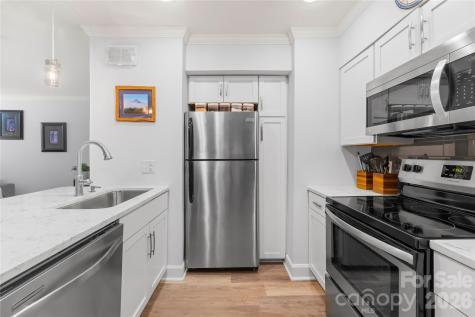 244 S Cedar Street Charlotte NC 28202