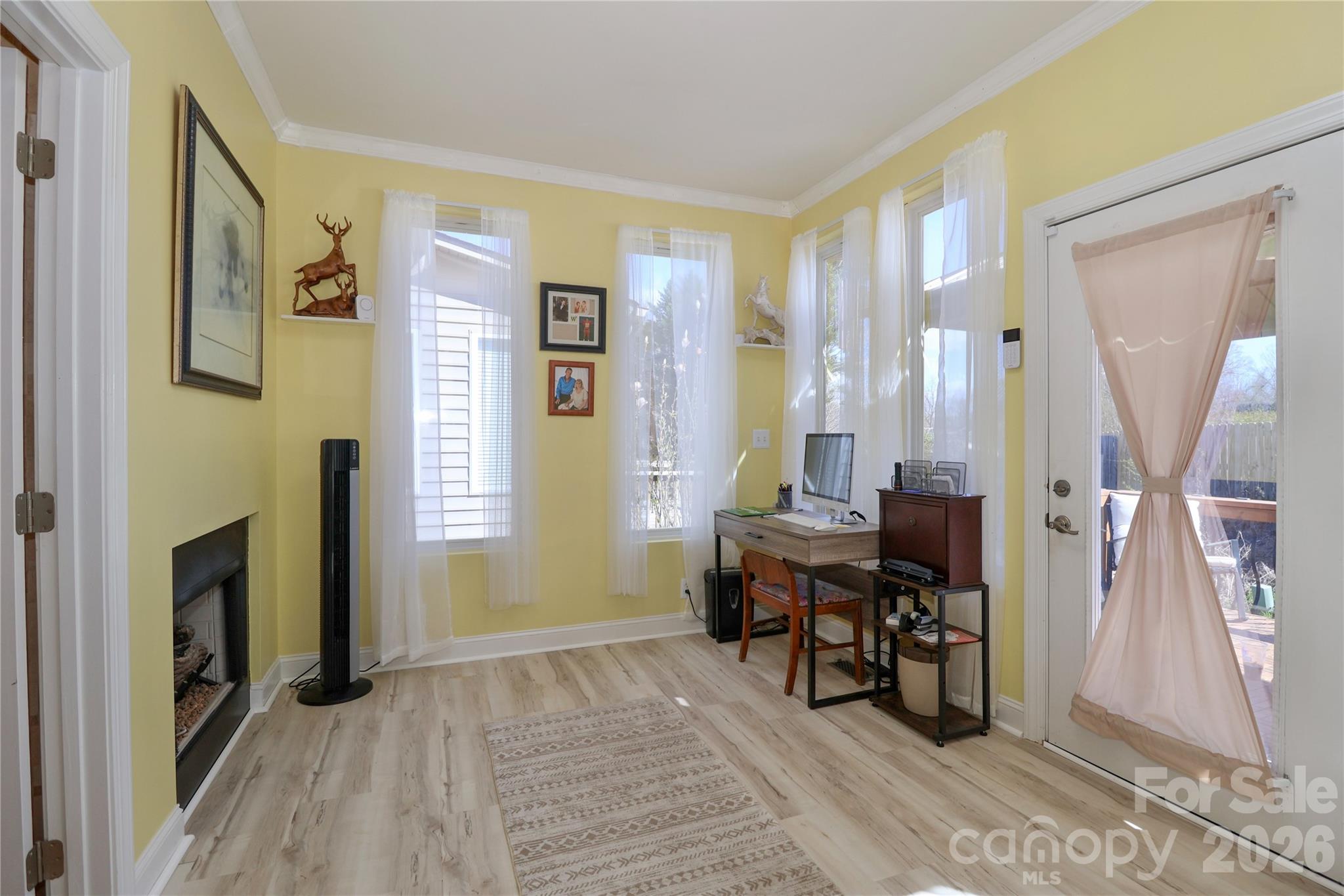 1530 Forest Park Drive Statesville NC 28677