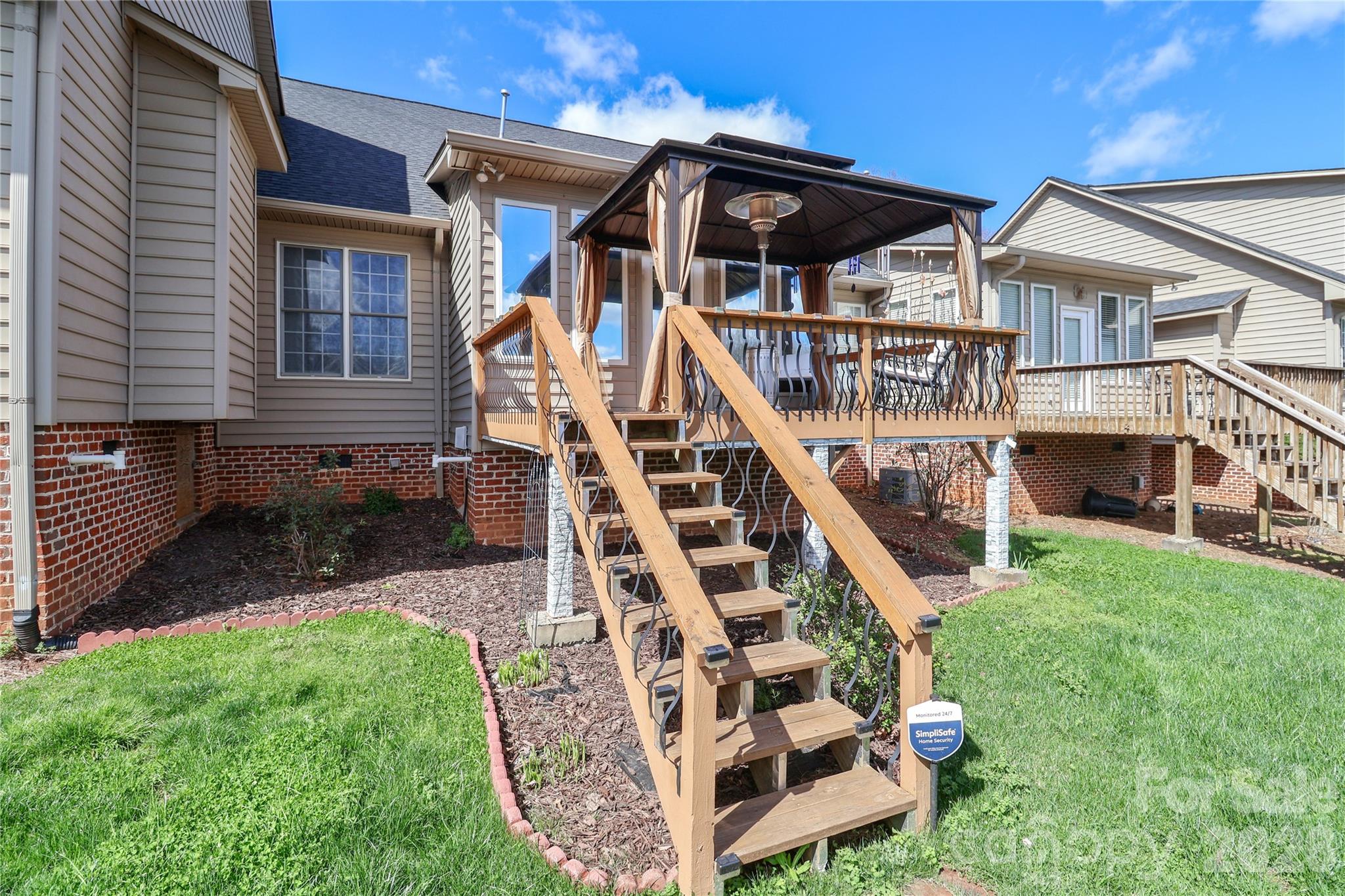 1530 Forest Park Drive Statesville NC 28677