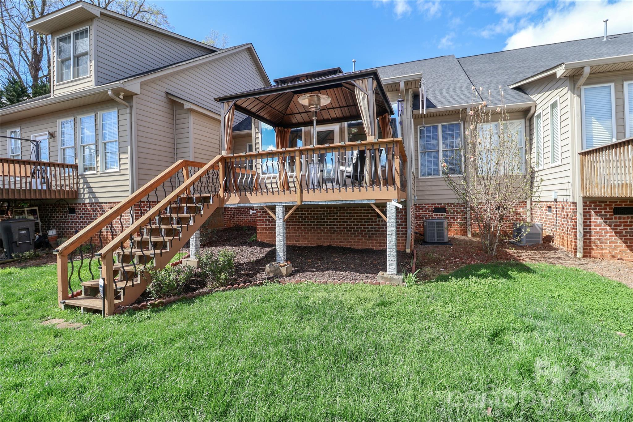 1530 Forest Park Drive Statesville NC 28677