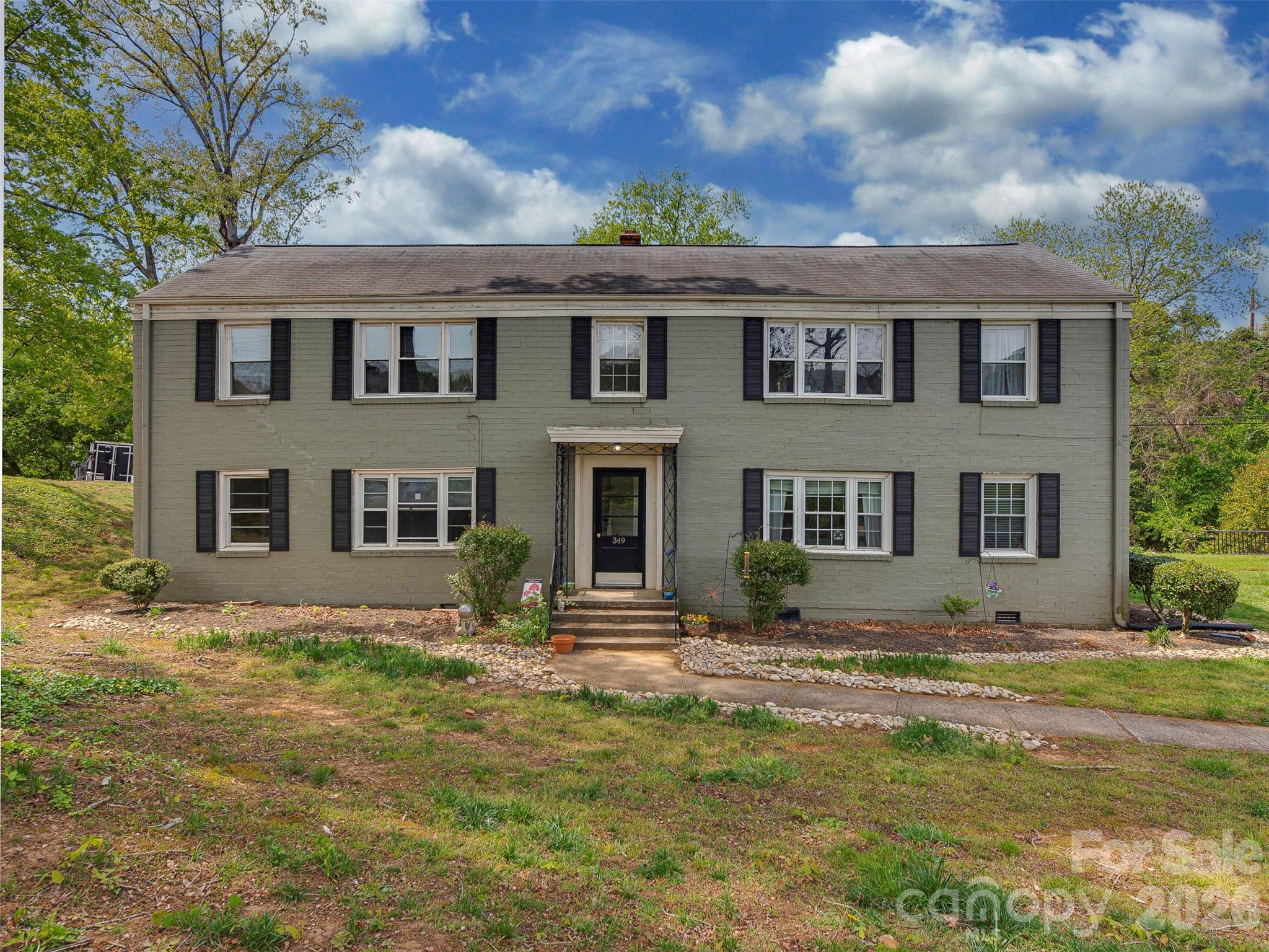 349 Wakefield Drive Charlotte NC 28209
