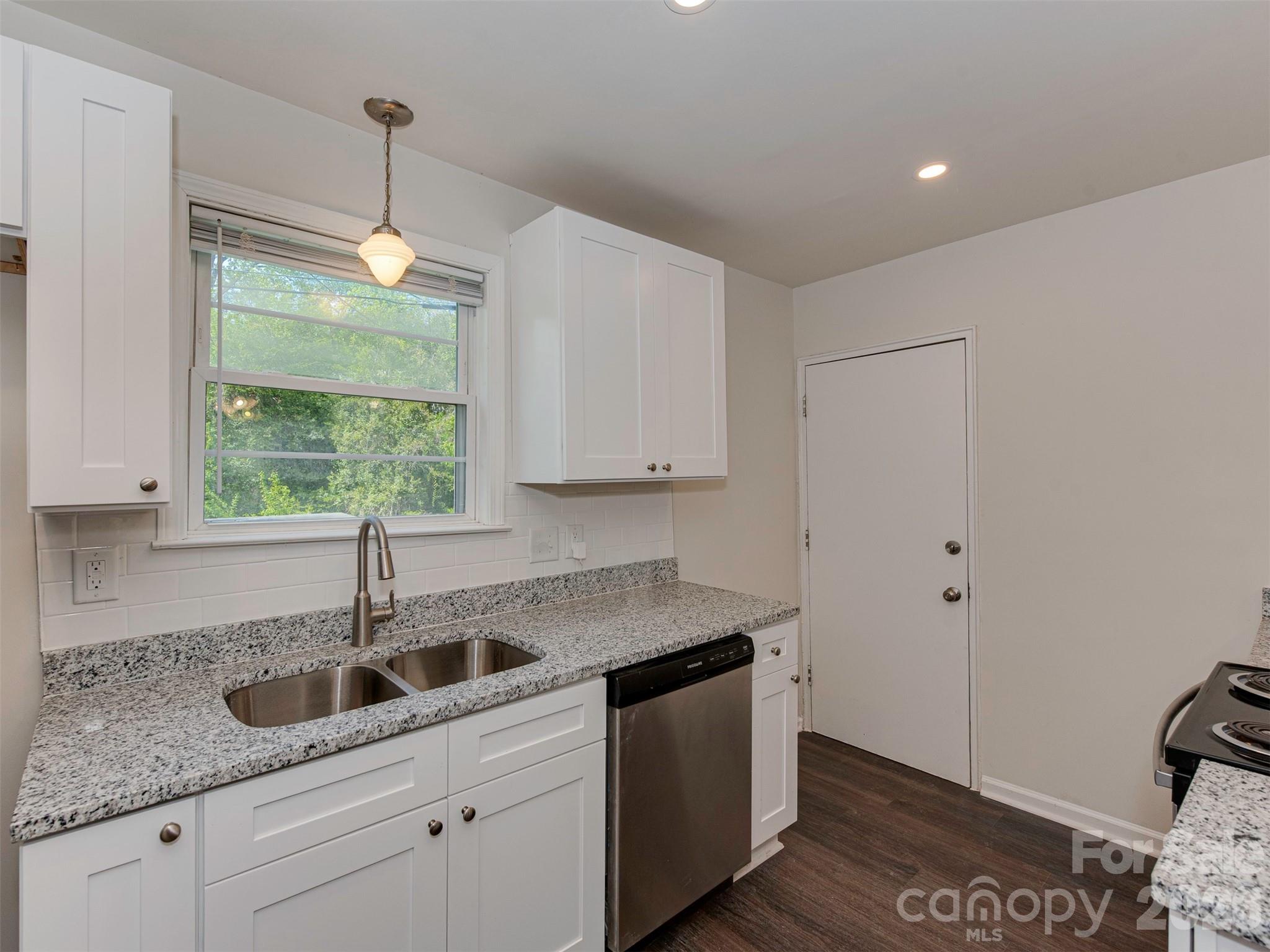 349 Wakefield Drive Charlotte NC 28209