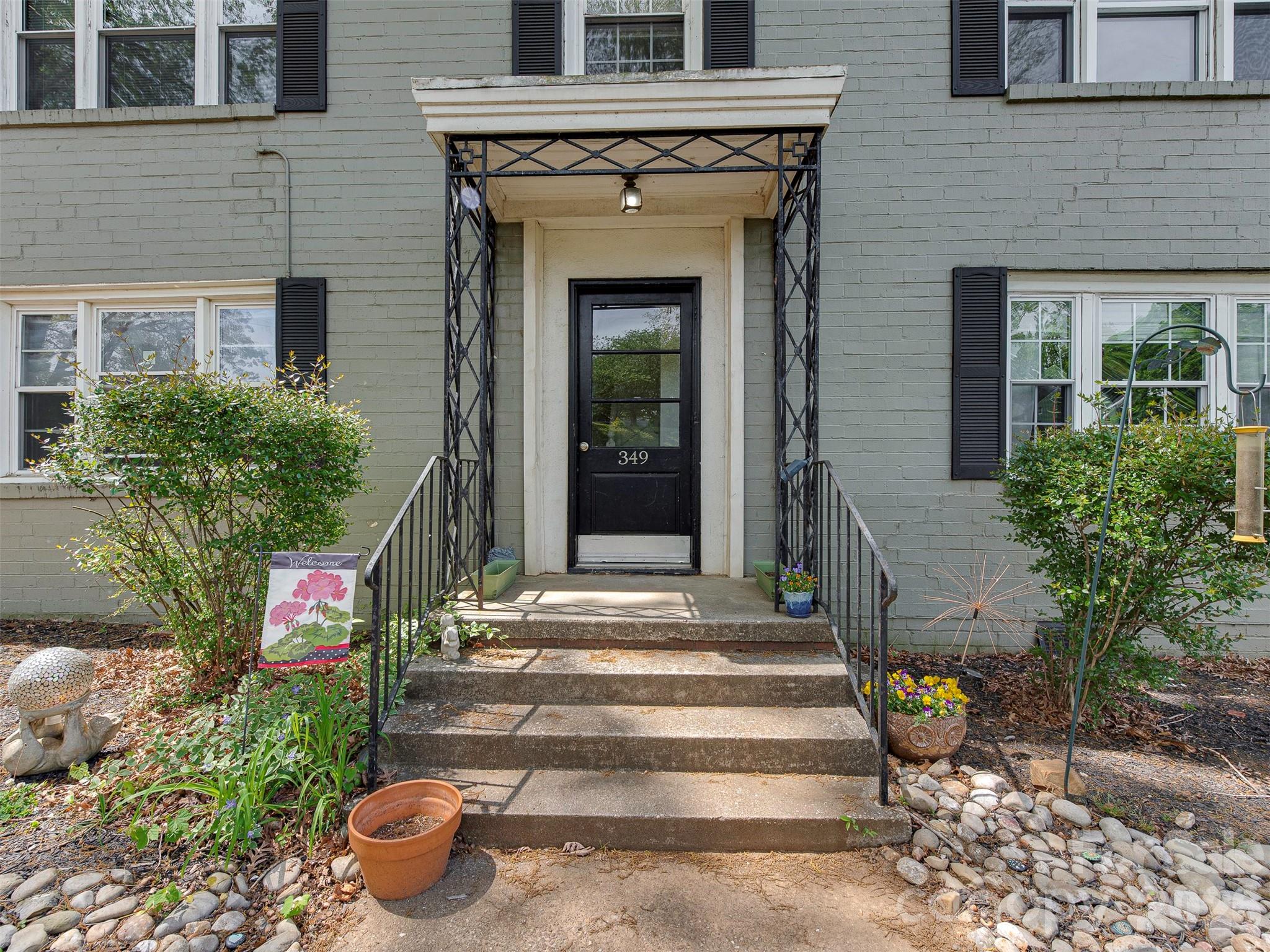 349 Wakefield Drive Charlotte NC 28209
