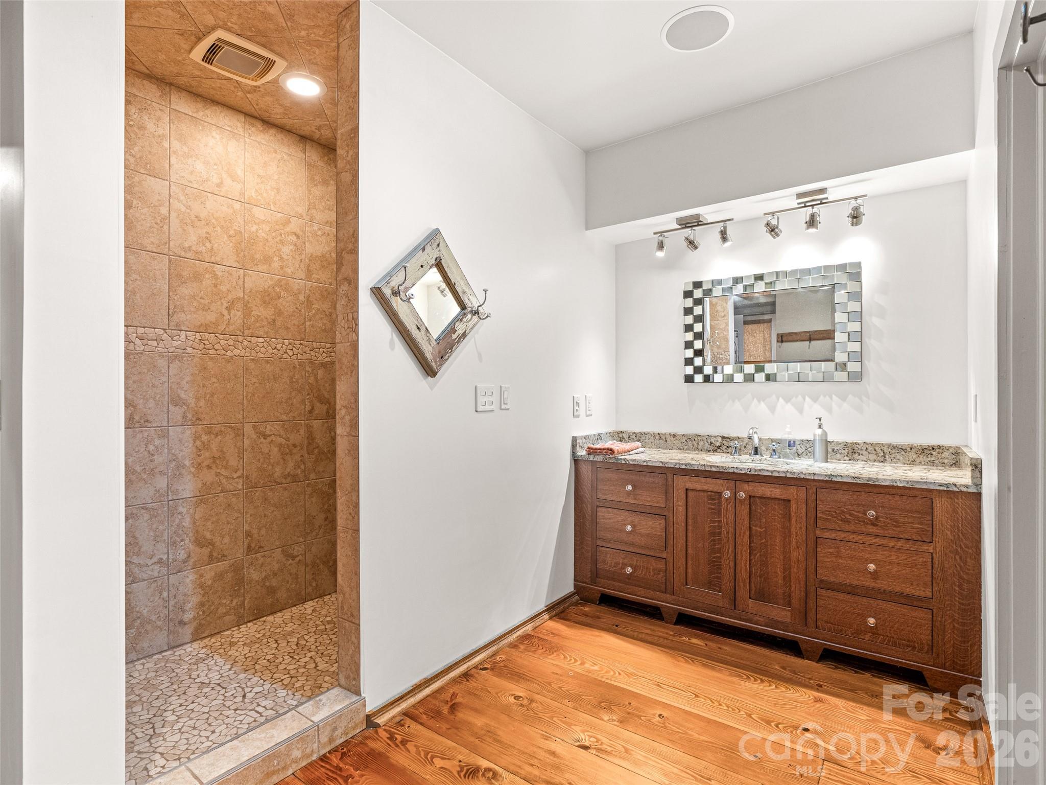 23 Rankin Avenue Asheville NC 28801