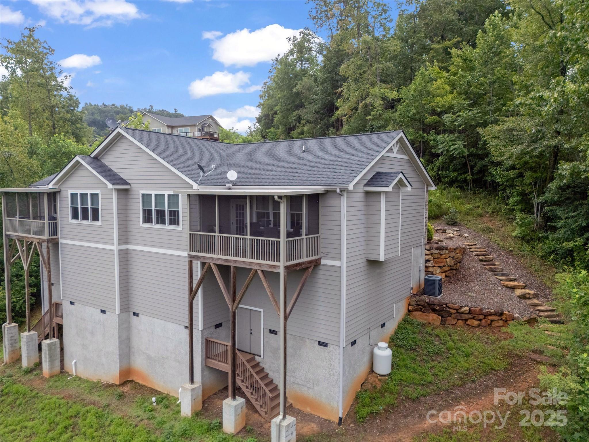 148 Red Hawk Knoll Lake Lure NC 28746