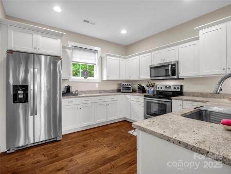 148 Red Hawk Knoll Lake Lure NC 28746