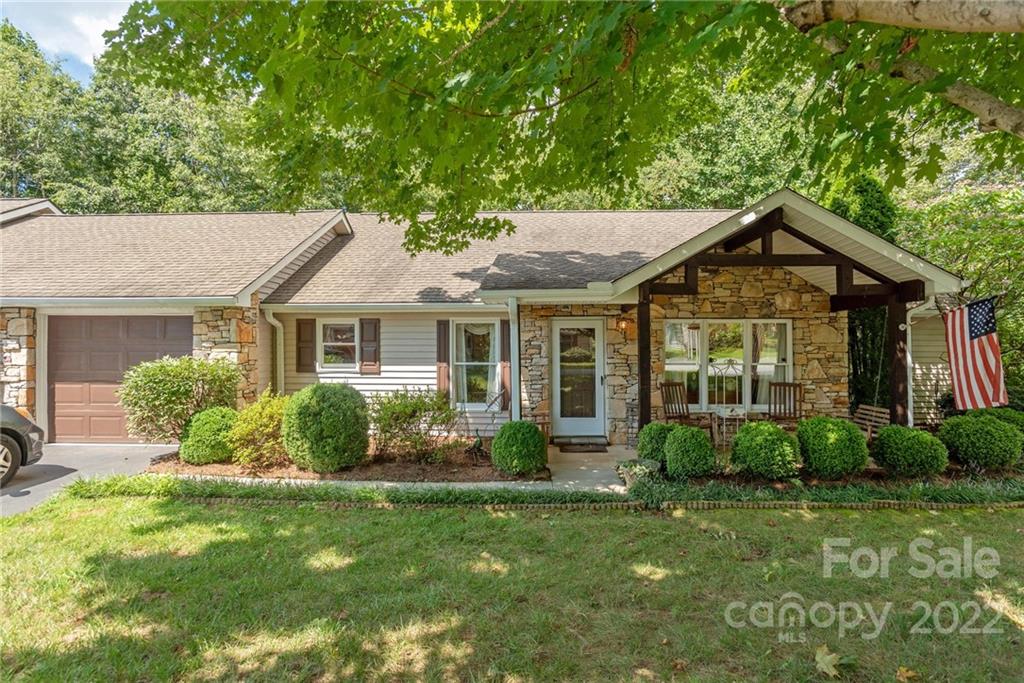 403 Pocono Court S Arden NC 28704
