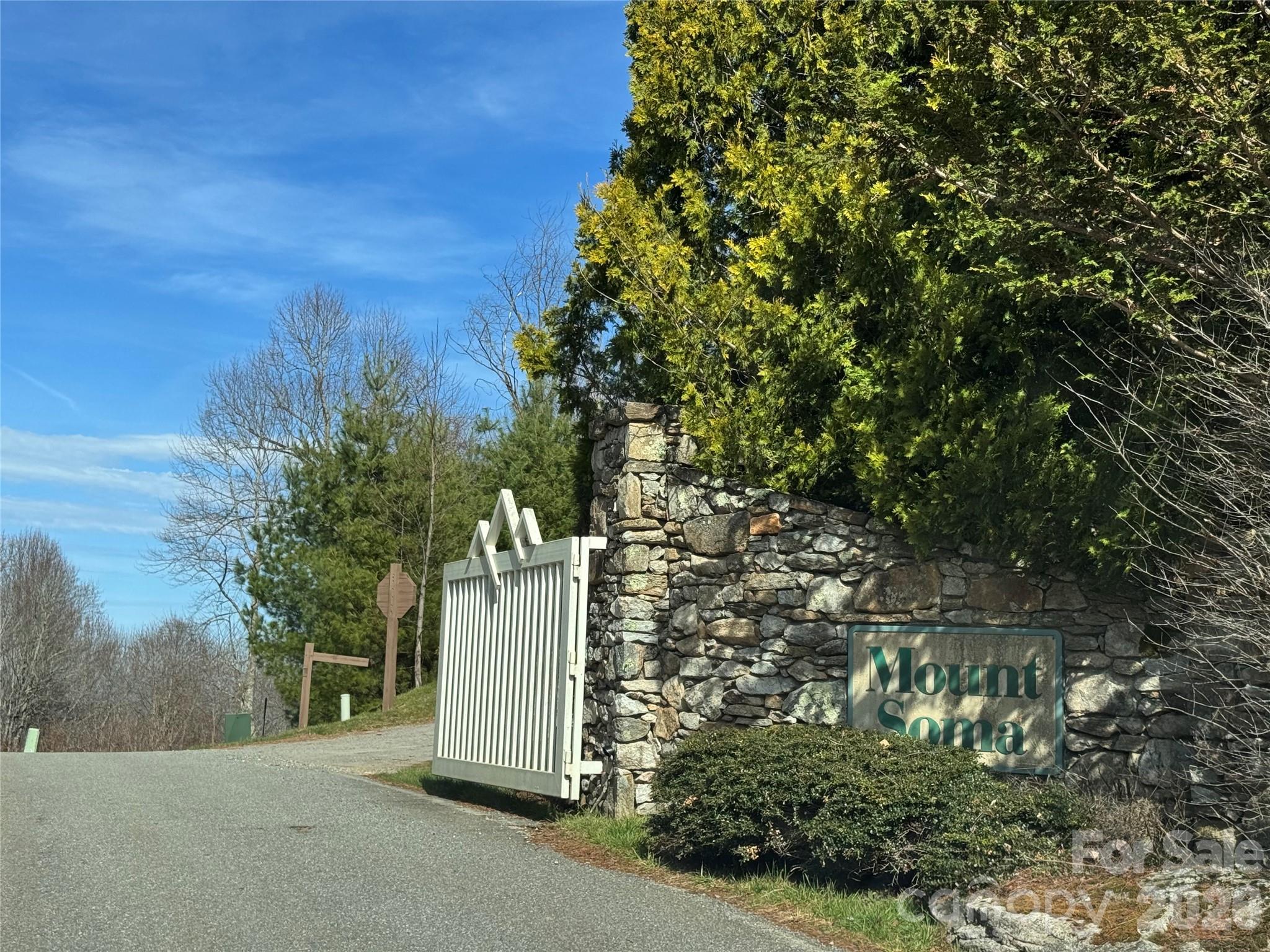 11 Lila Lane Clyde NC 28721