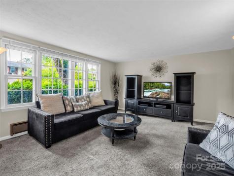 65 Brookside Drive Hendersonville NC 28792