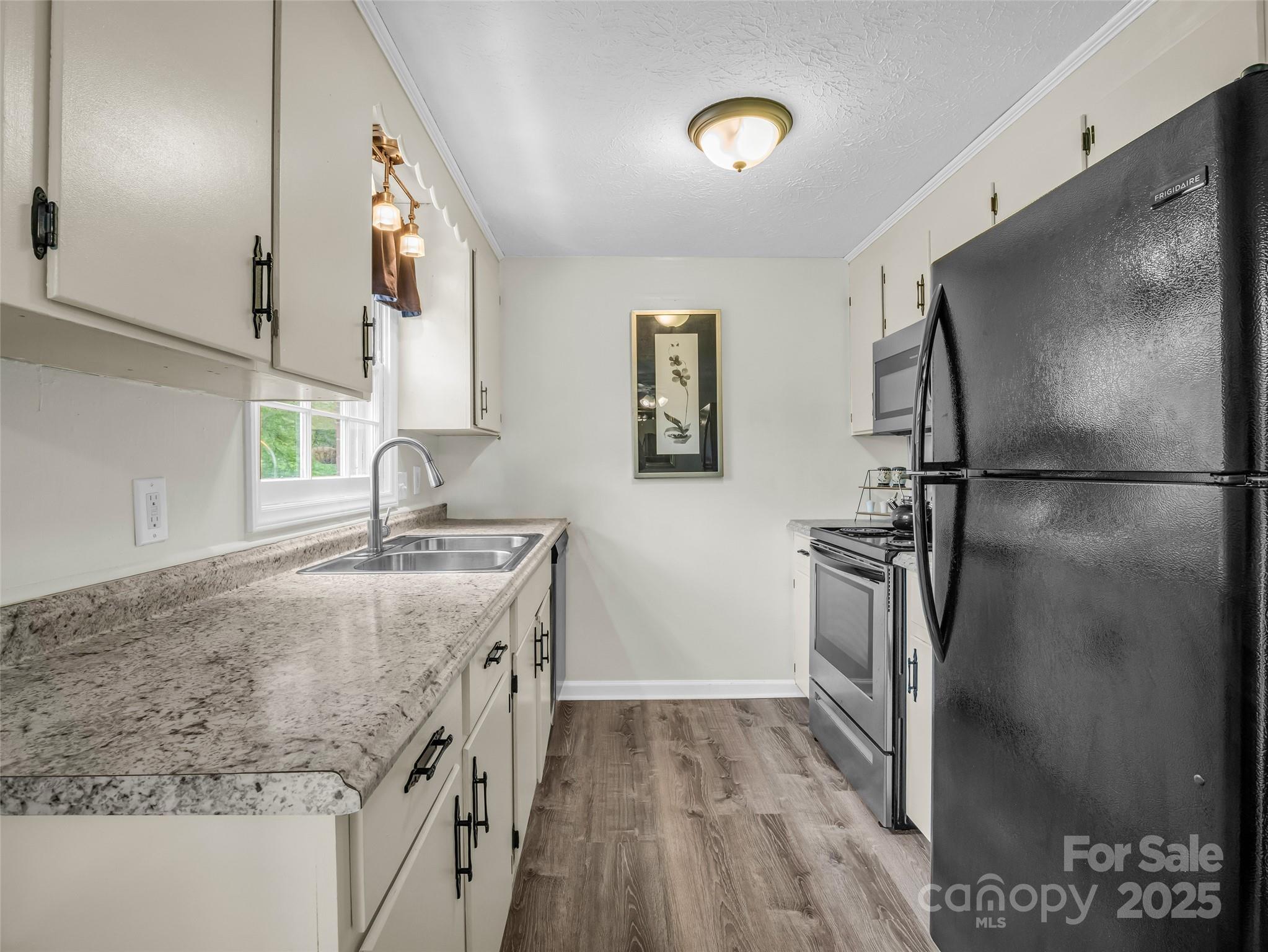65 Brookside Drive Hendersonville NC 28792