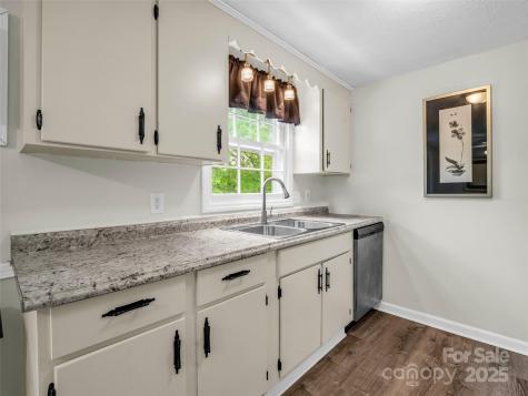 65 Brookside Drive Hendersonville NC 28792