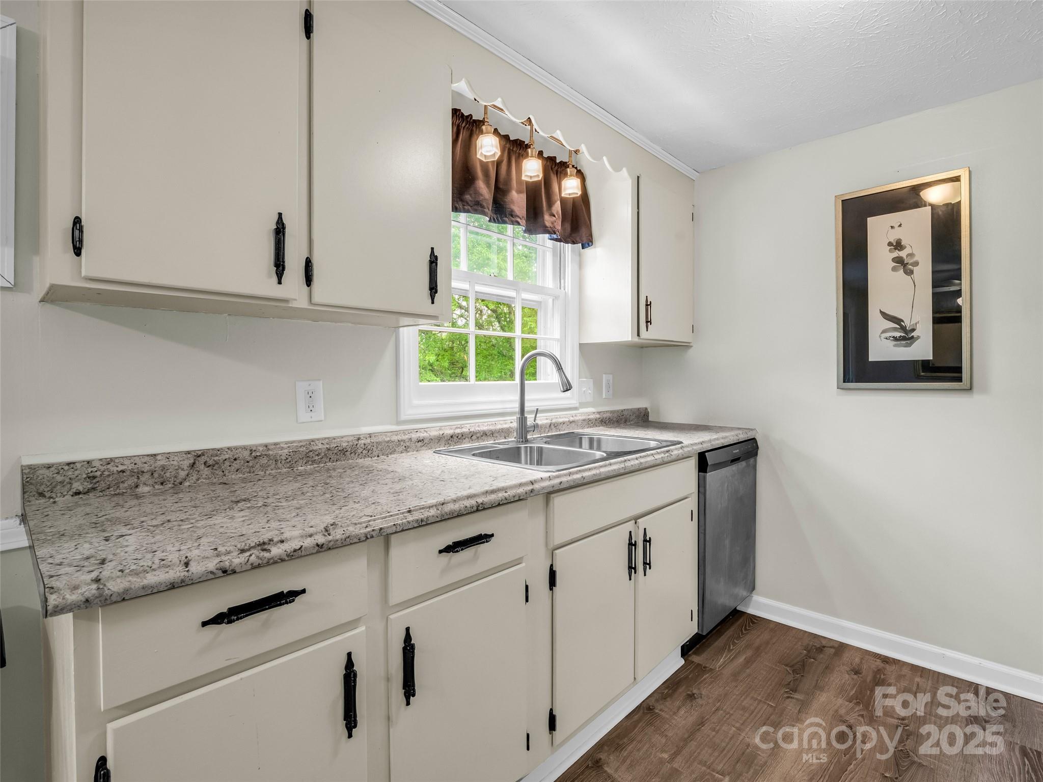 65 Brookside Drive Hendersonville NC 28792
