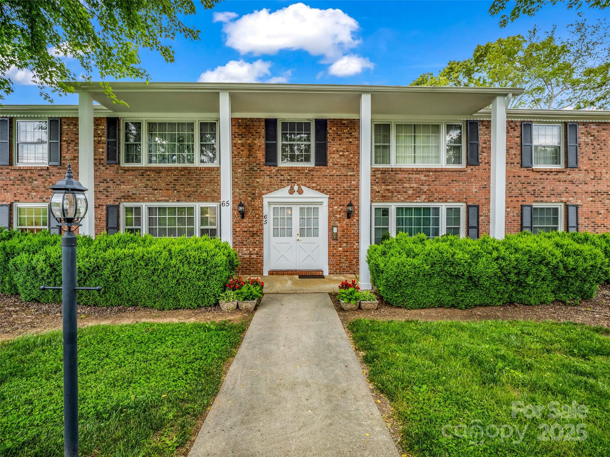 65 Brookside Drive Hendersonville NC 28792