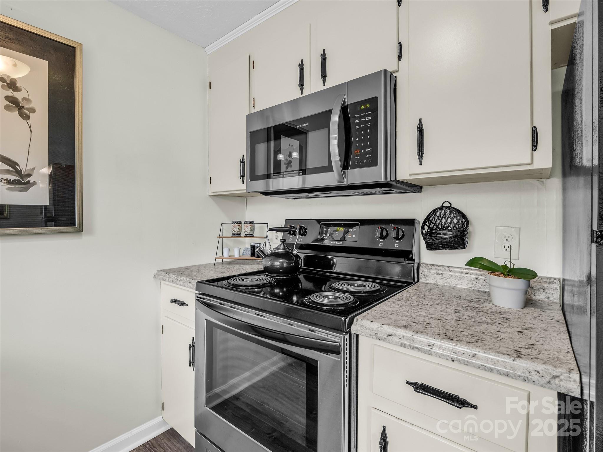 65 Brookside Drive Hendersonville NC 28792