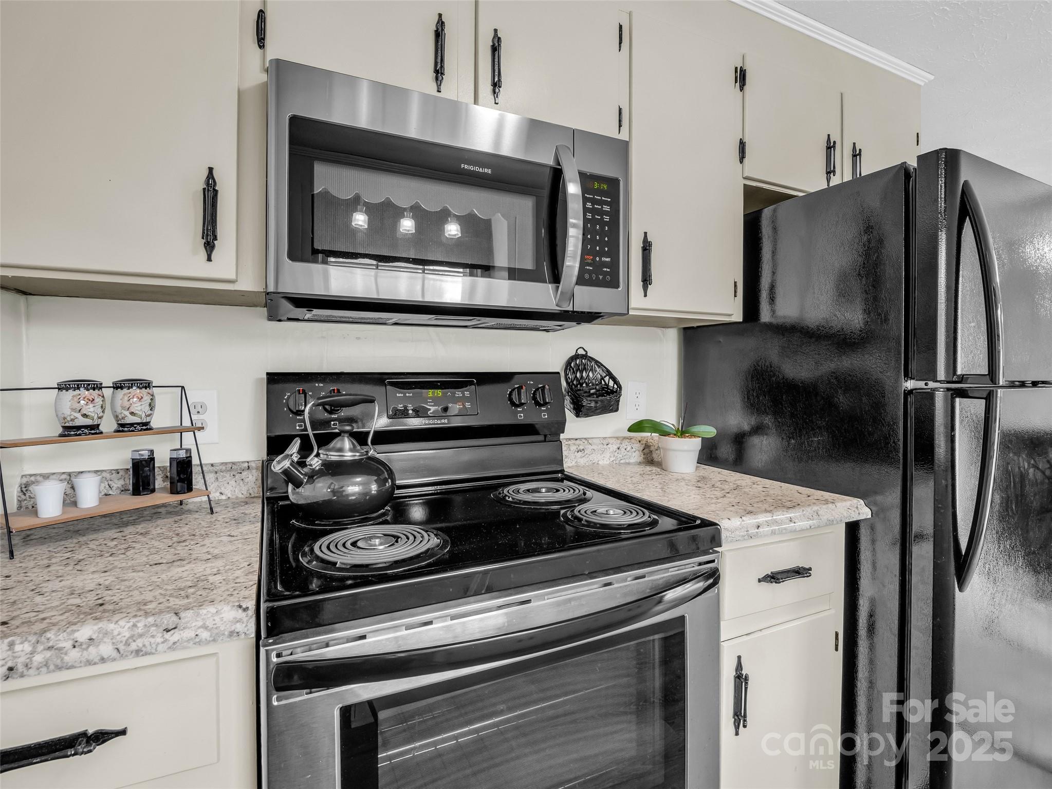 65 Brookside Drive Hendersonville NC 28792