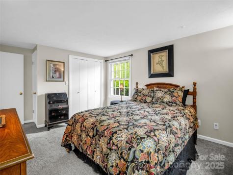 65 Brookside Drive Hendersonville NC 28792