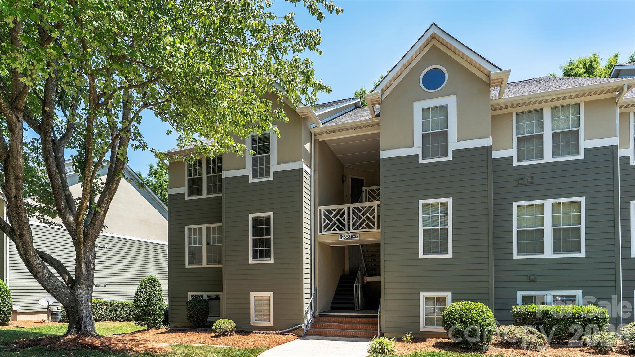 19823 Henderson Road Cornelius NC 28031