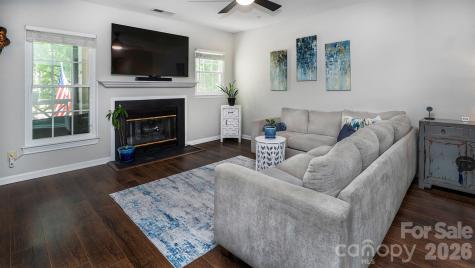 19823 Henderson Road Cornelius NC 28031