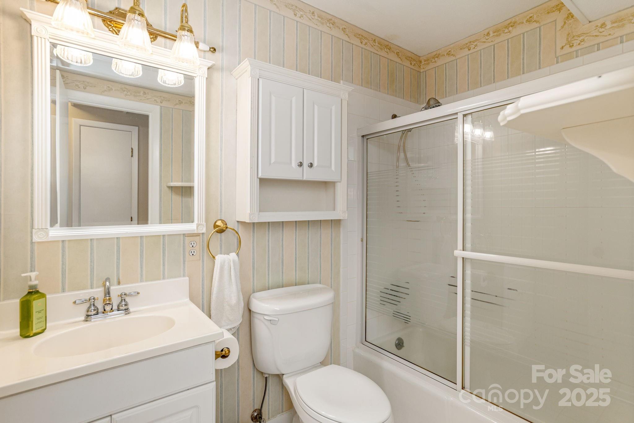 102 Boyd Drive Flat Rock NC 28731