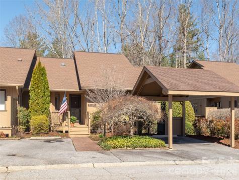 701 Red Oak Drive Hendersonville NC 28791