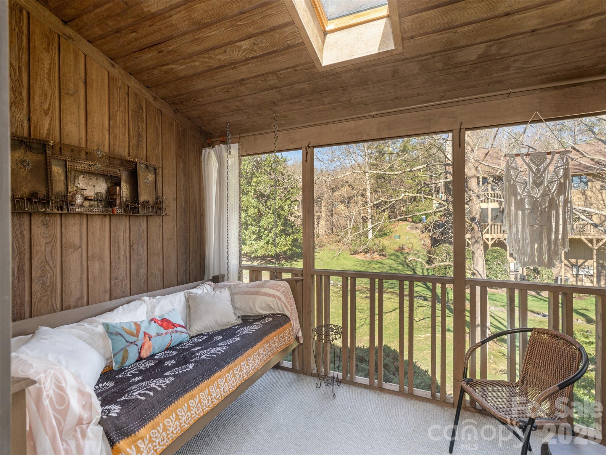 701 Red Oak Drive Hendersonville NC 28791