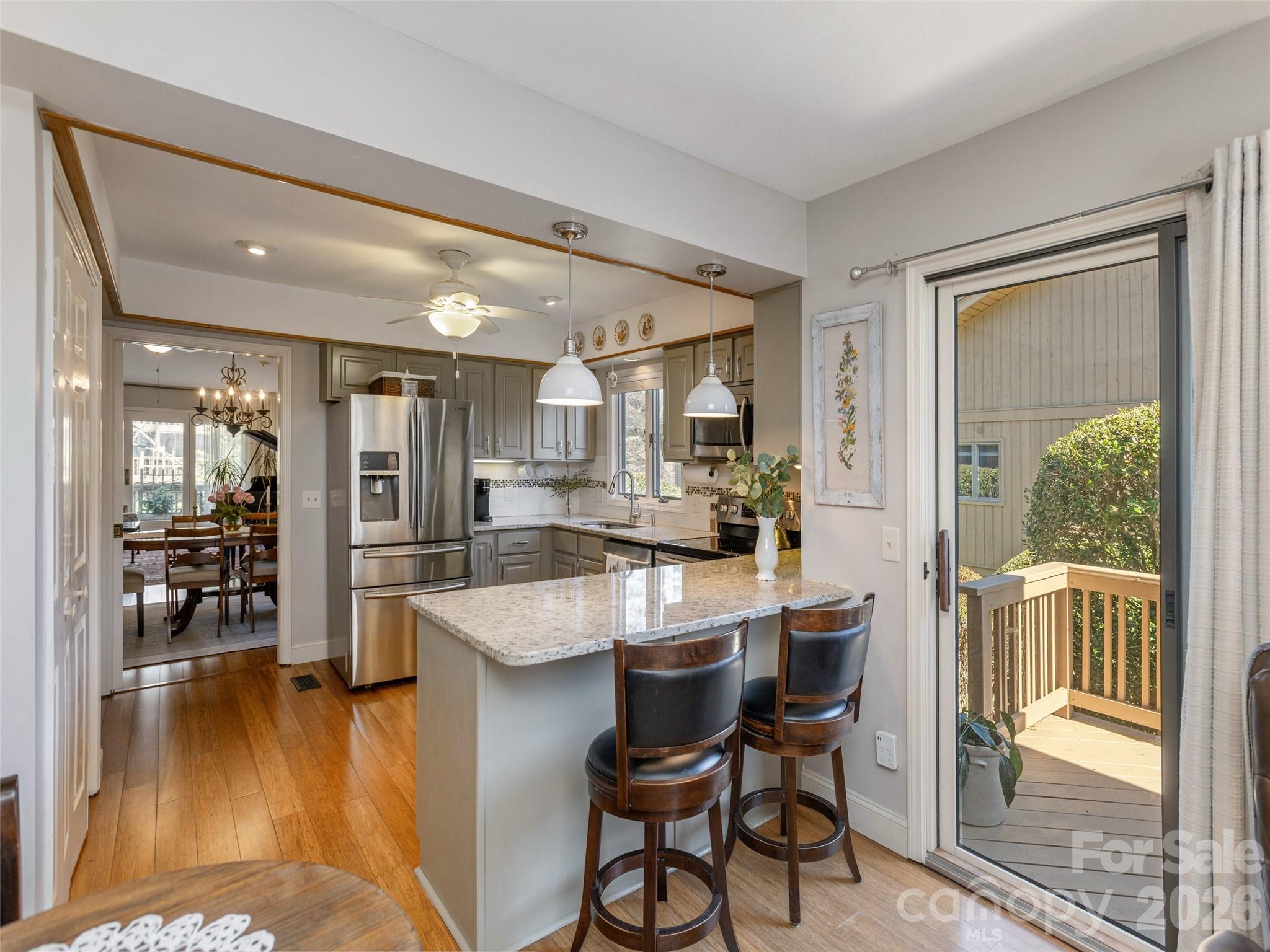 701 Red Oak Drive Hendersonville NC 28791