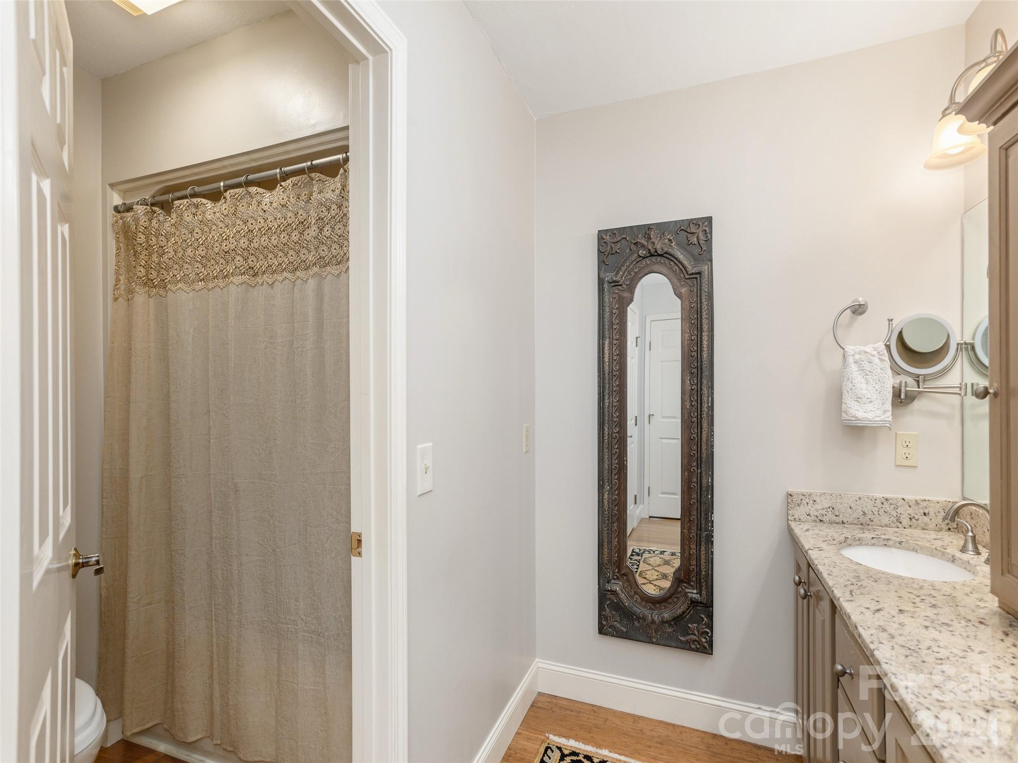701 Red Oak Drive Hendersonville NC 28791