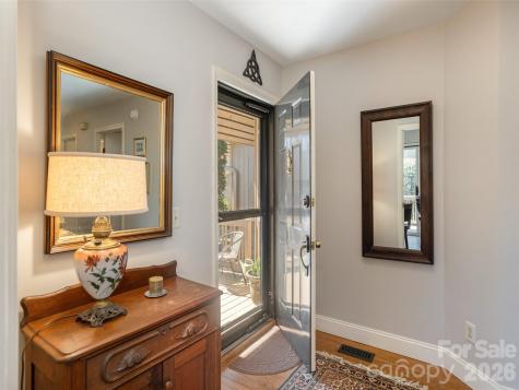 701 Red Oak Drive Hendersonville NC 28791