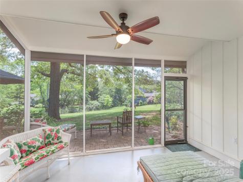 208 Crowfields Drive Asheville NC 28803