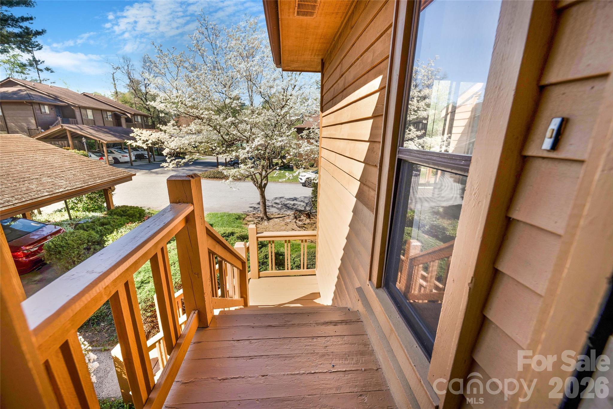 521 Courtwood Lane Hendersonville NC 28739