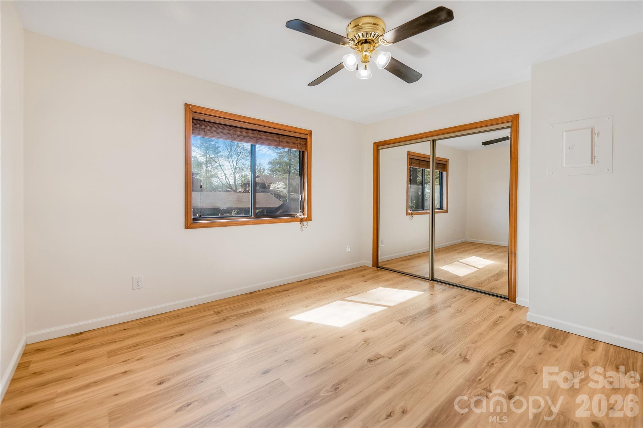 521 Courtwood Lane Hendersonville NC 28739