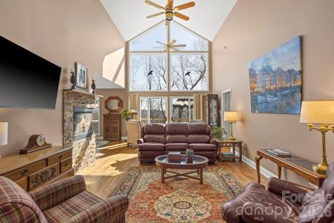210 Claymoor Court Flat Rock NC 28731