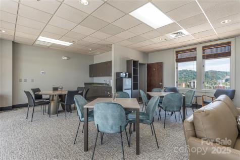21 Battery Park Avenue Asheville NC 28801