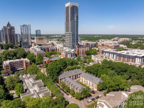 367 W 7th Street Charlotte NC 28202