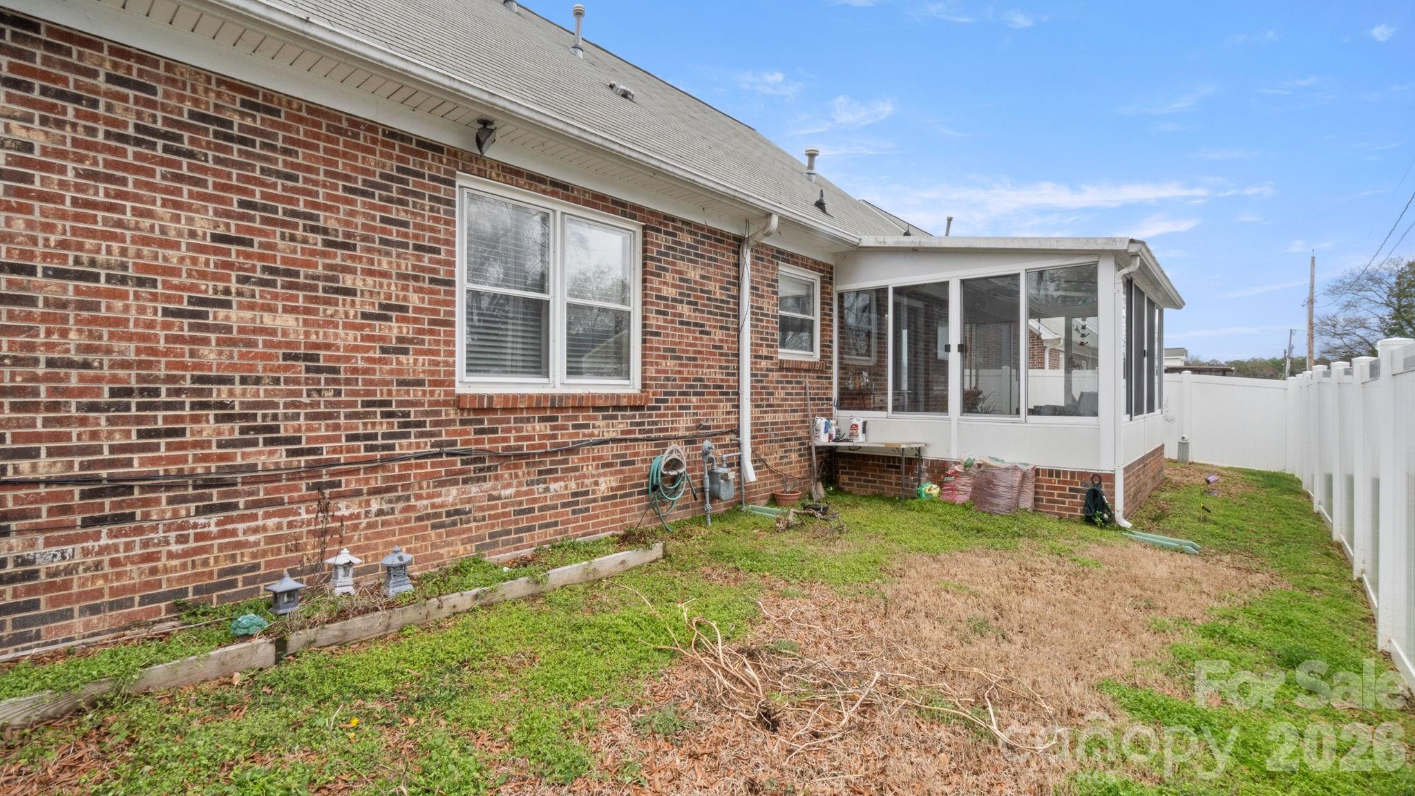 691 Carlton Drive Gastonia NC 28054