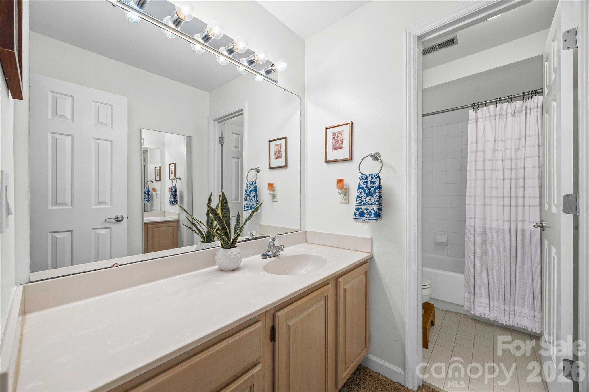 9709 Emerald Point Drive Charlotte NC 28278