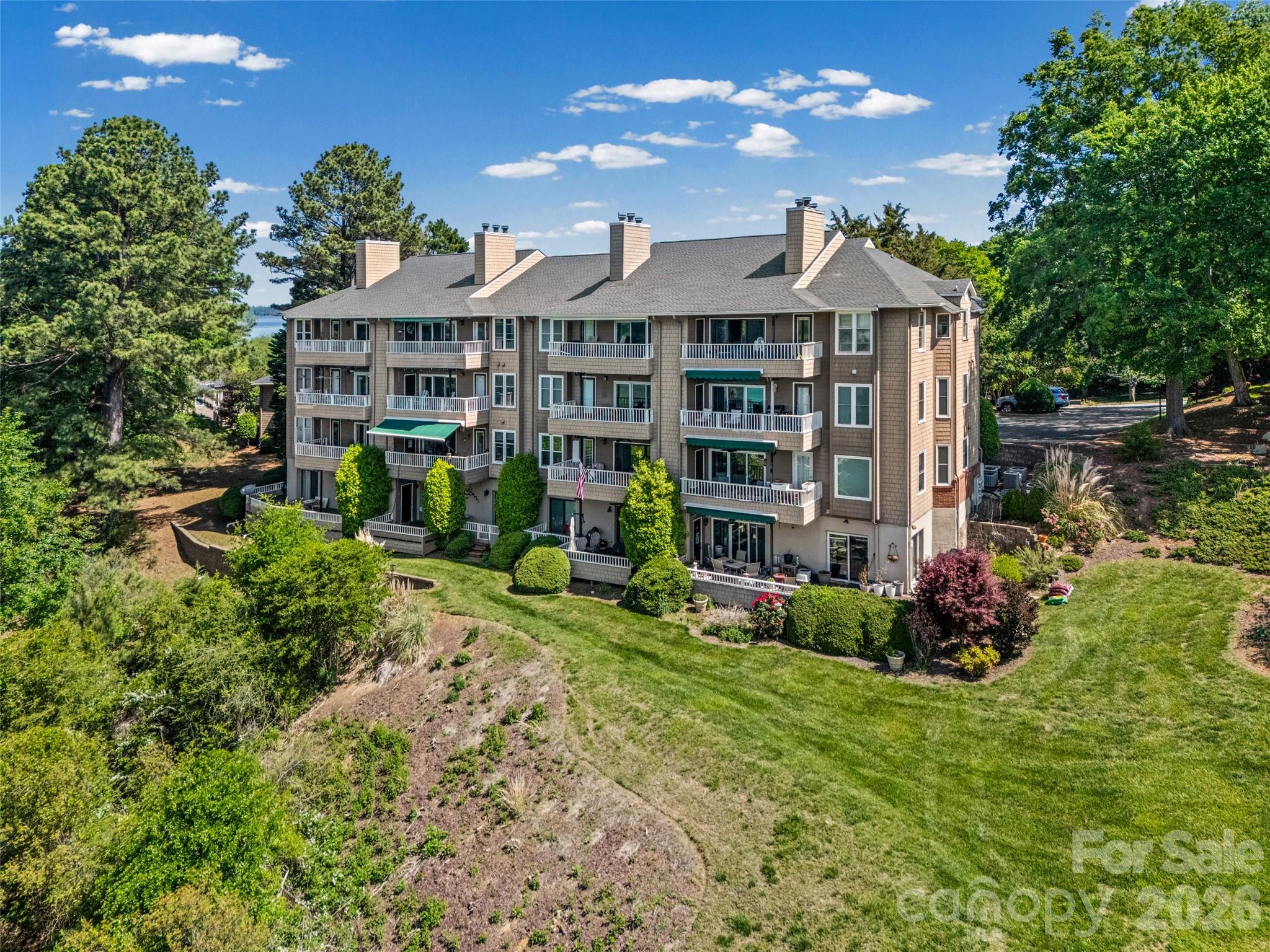 9709 Emerald Point Drive Charlotte NC 28278