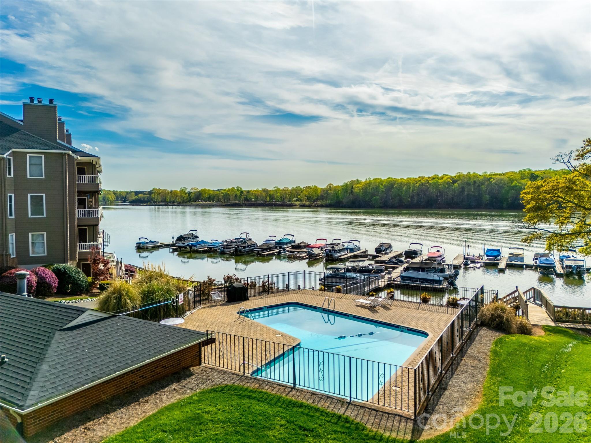 9709 Emerald Point Drive Charlotte NC 28278