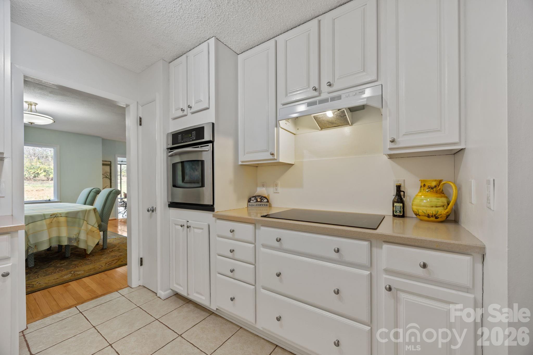 102 Crowfields Drive Asheville NC 28803