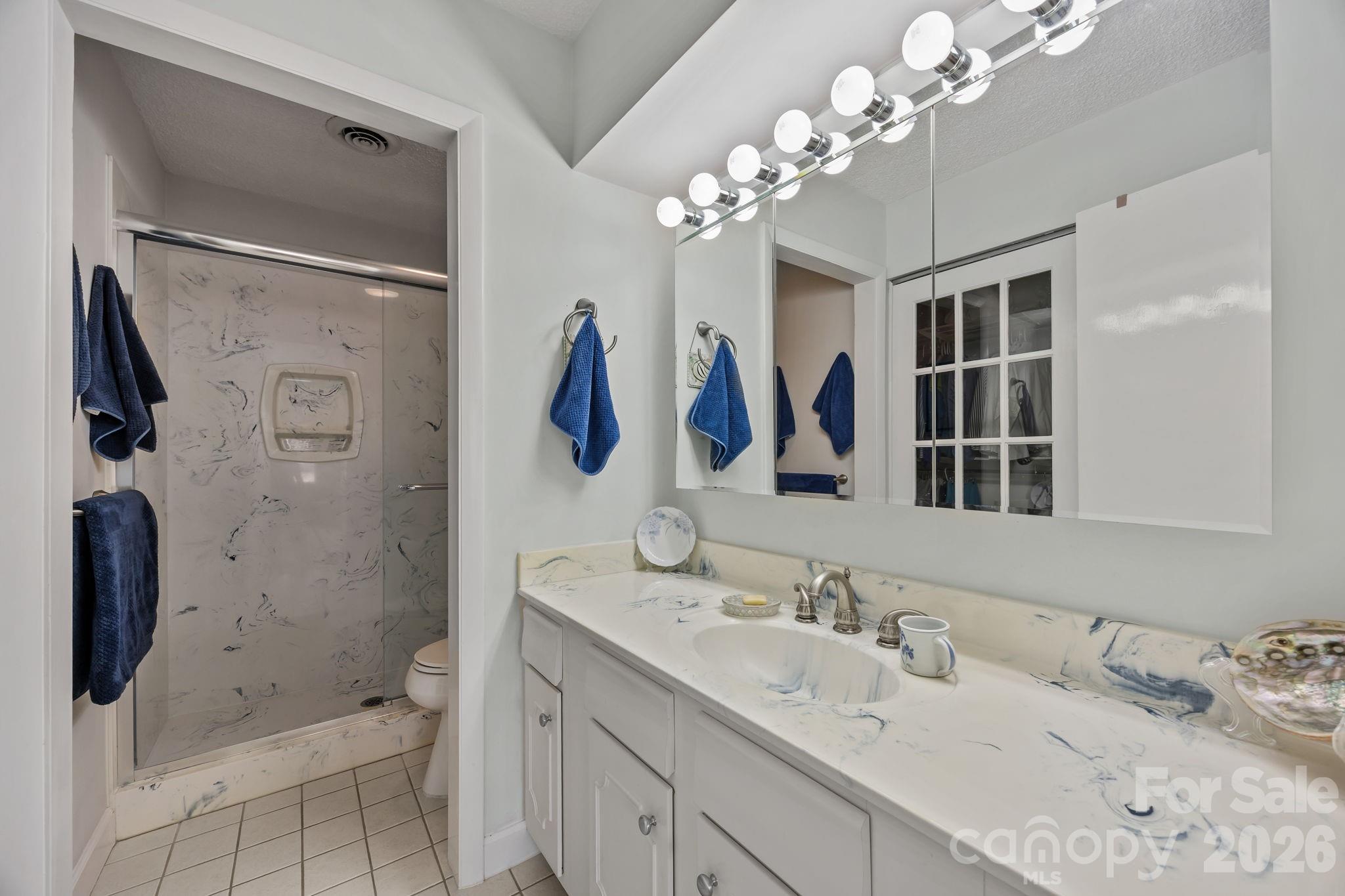 102 Crowfields Drive Asheville NC 28803