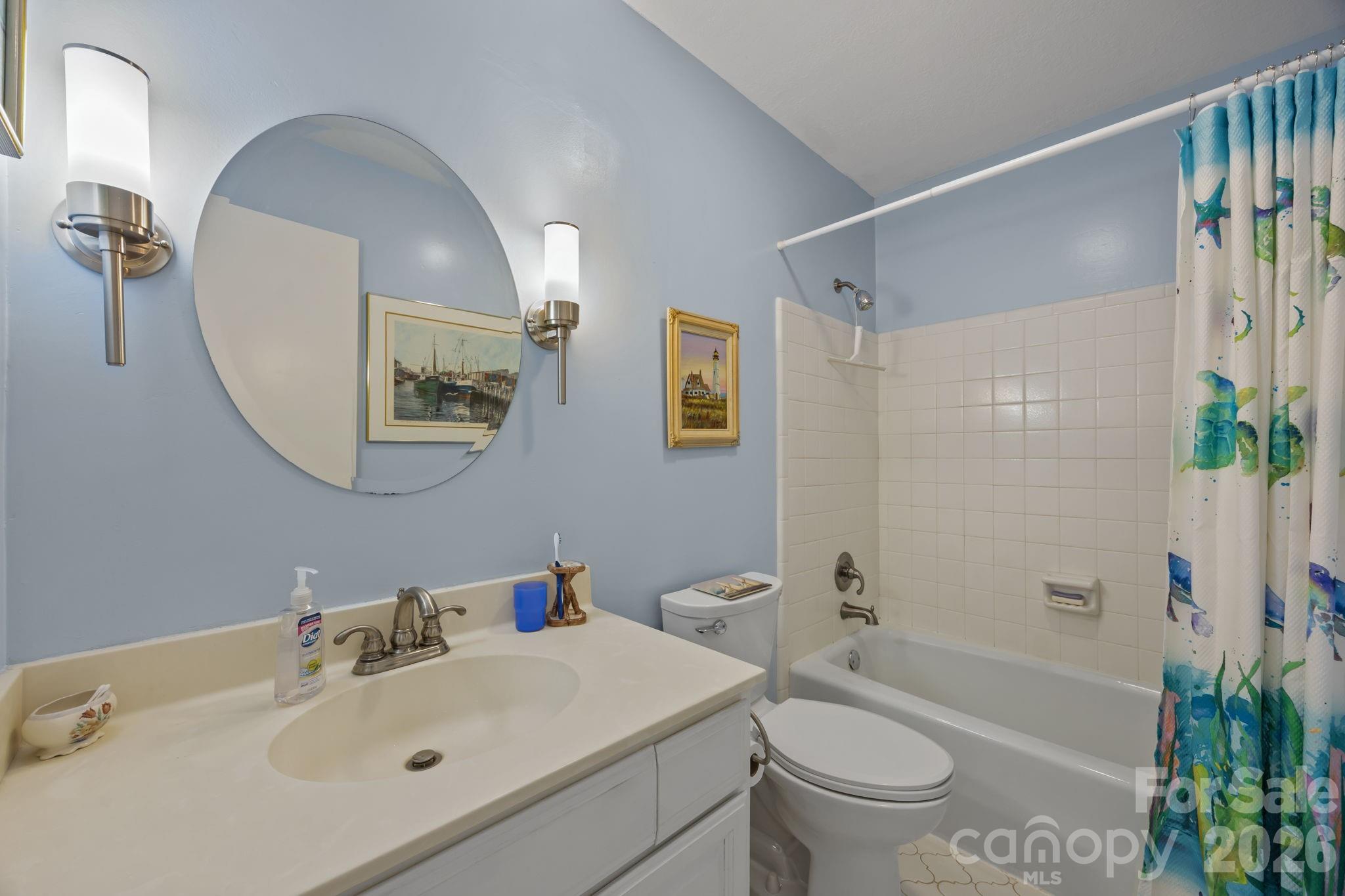 102 Crowfields Drive Asheville NC 28803