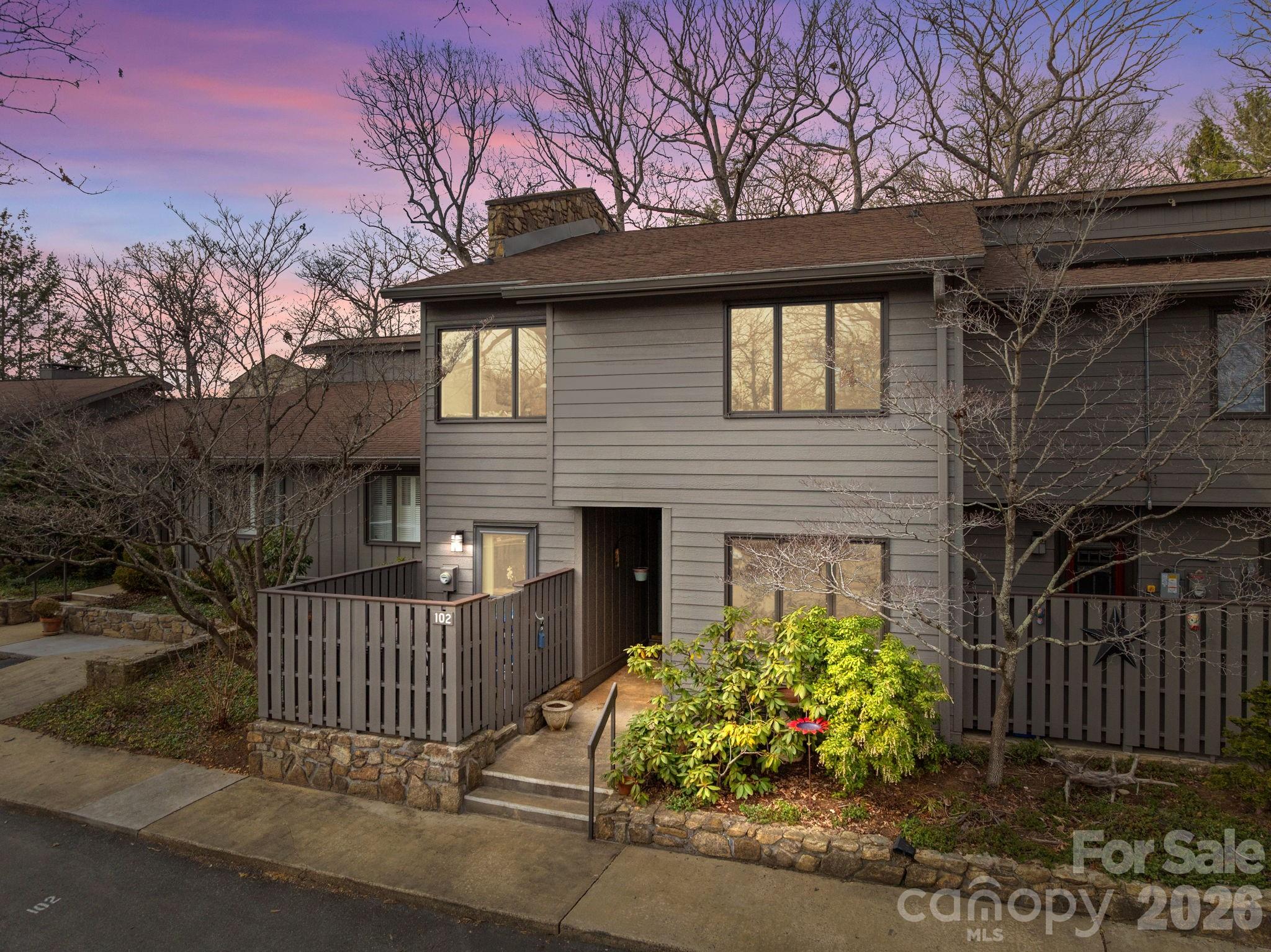 102 Crowfields Drive Asheville NC 28803