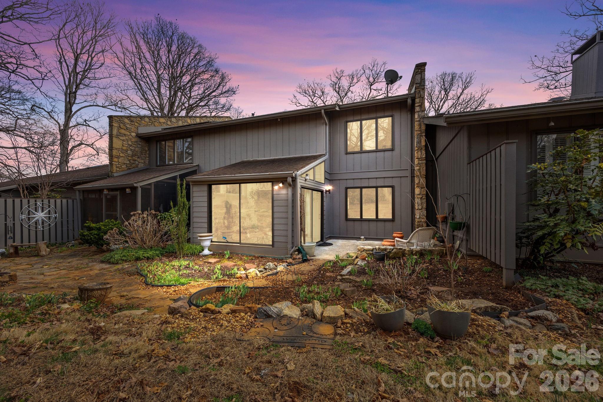 102 Crowfields Drive Asheville NC 28803