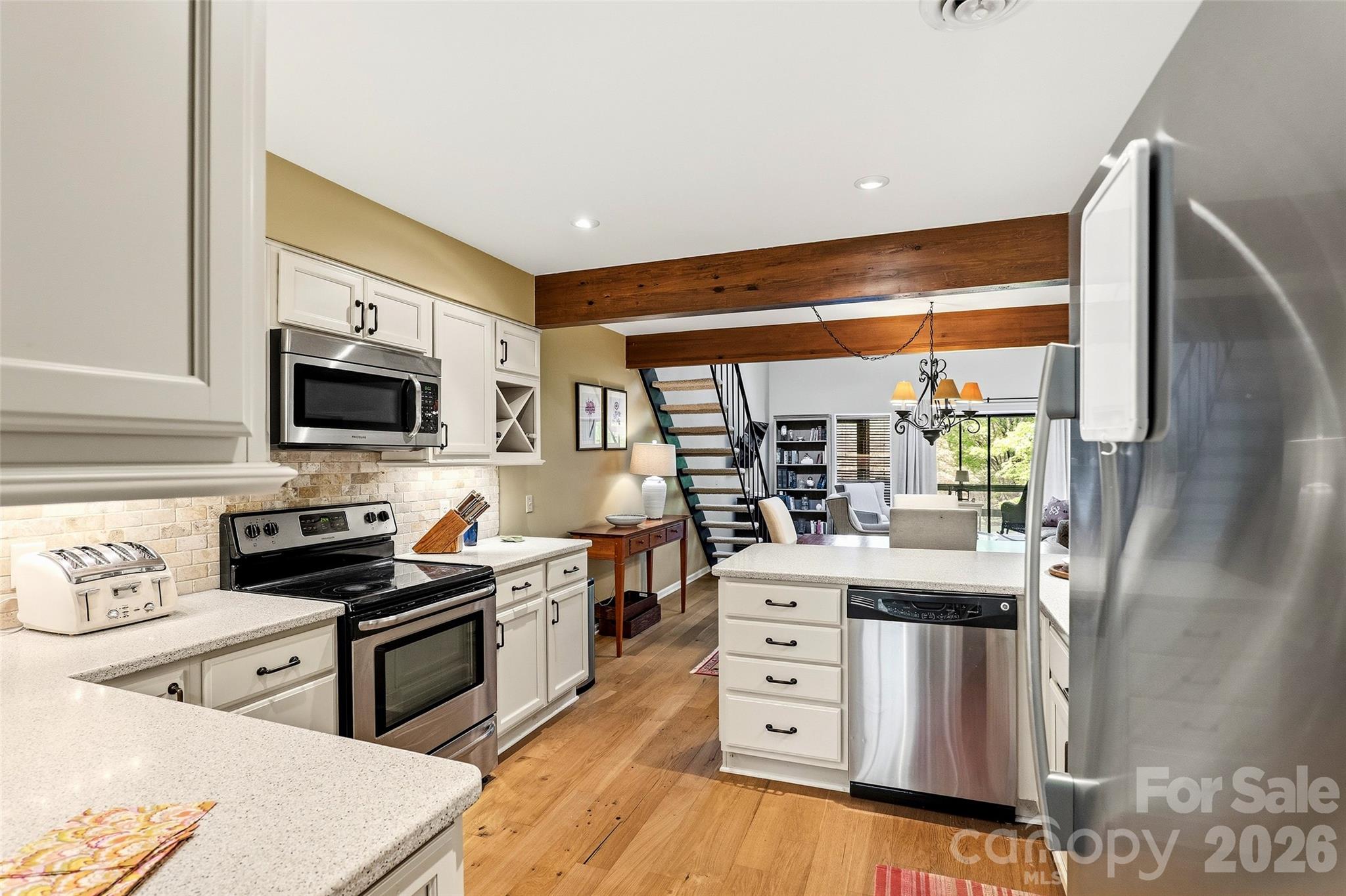 16 Lakemoor Lane Hendersonville NC 28739